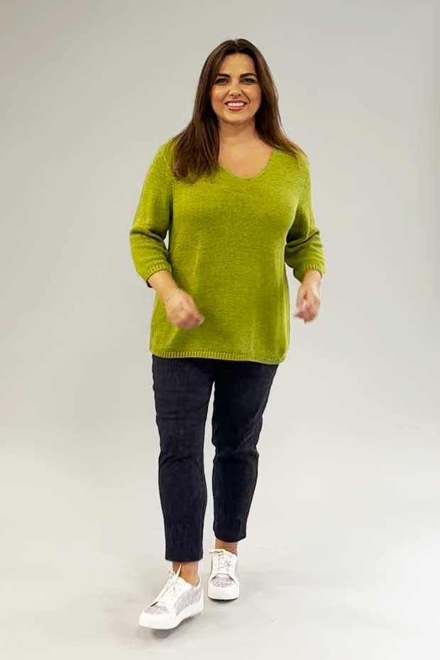 Via Appia v neck jumper - lime