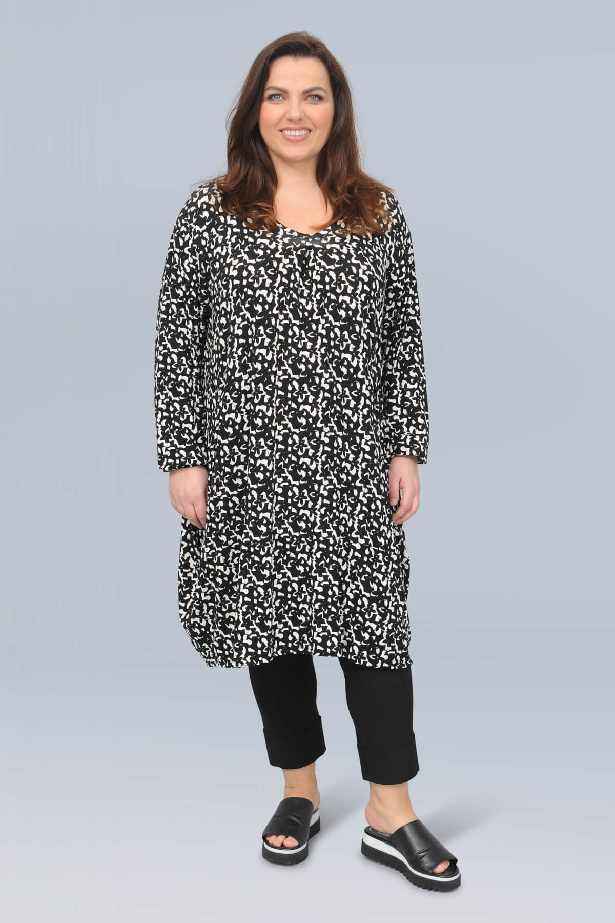 AKH Cindy long tunic/dress – black/white | Bakou