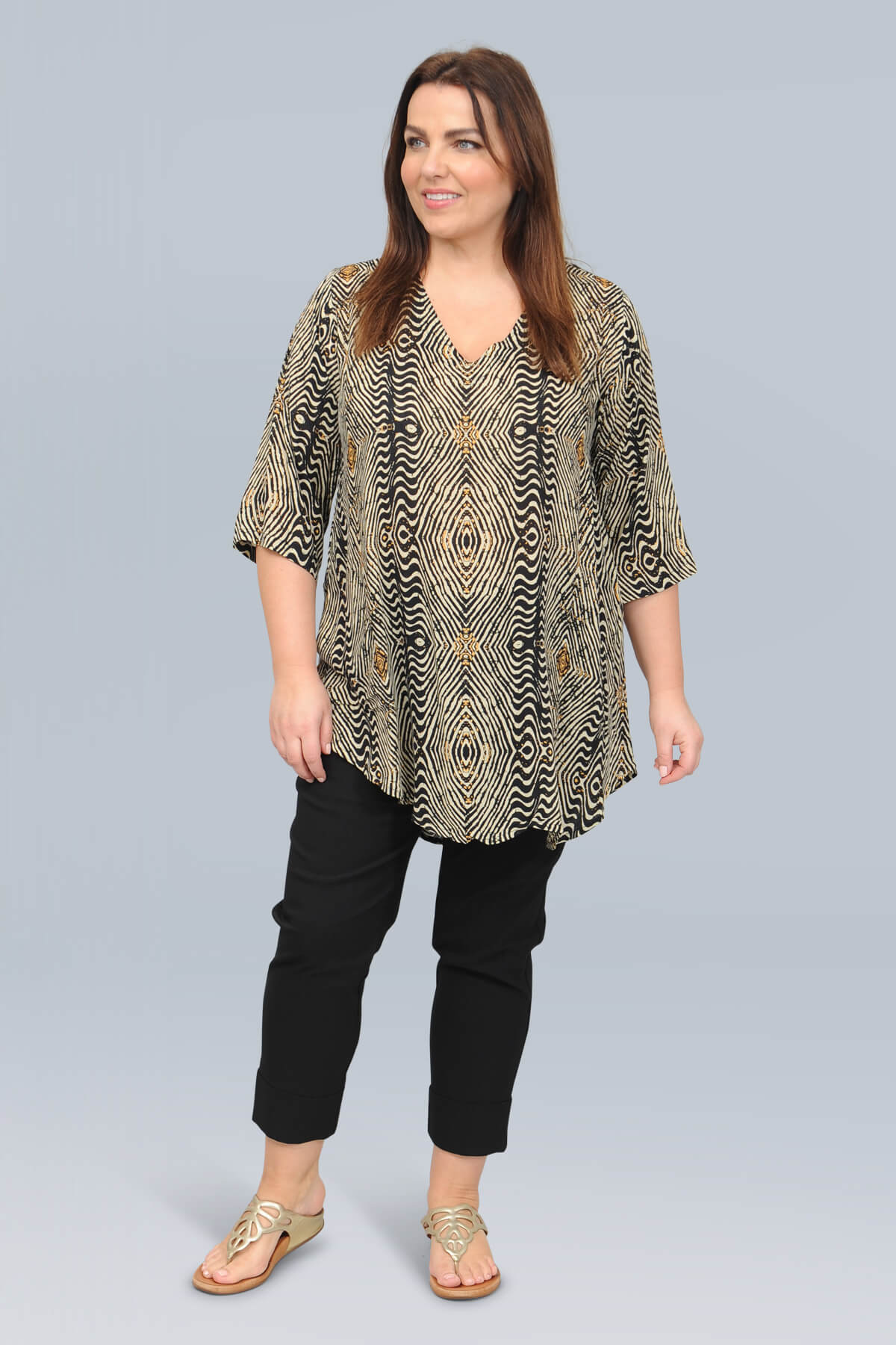 Angel Circle v neck tunic - vanilla/black