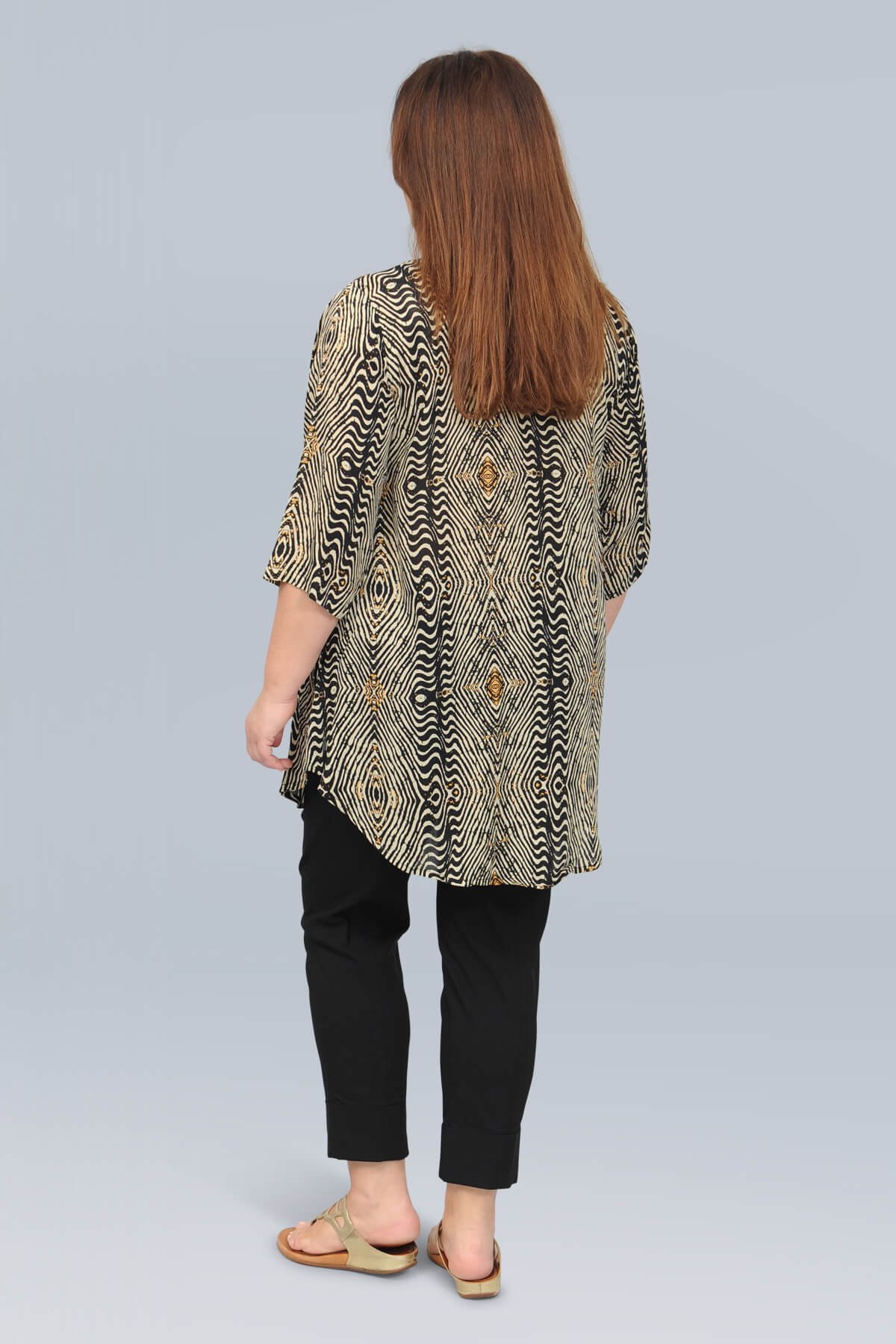 Angel Circle v neck tunic - vanilla/black