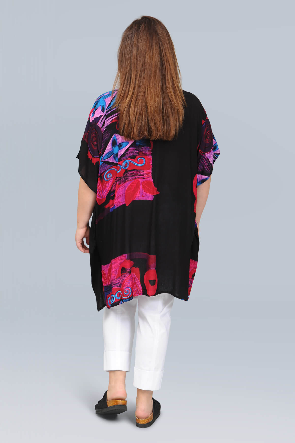 Angel Circle square poncho - abstract pink