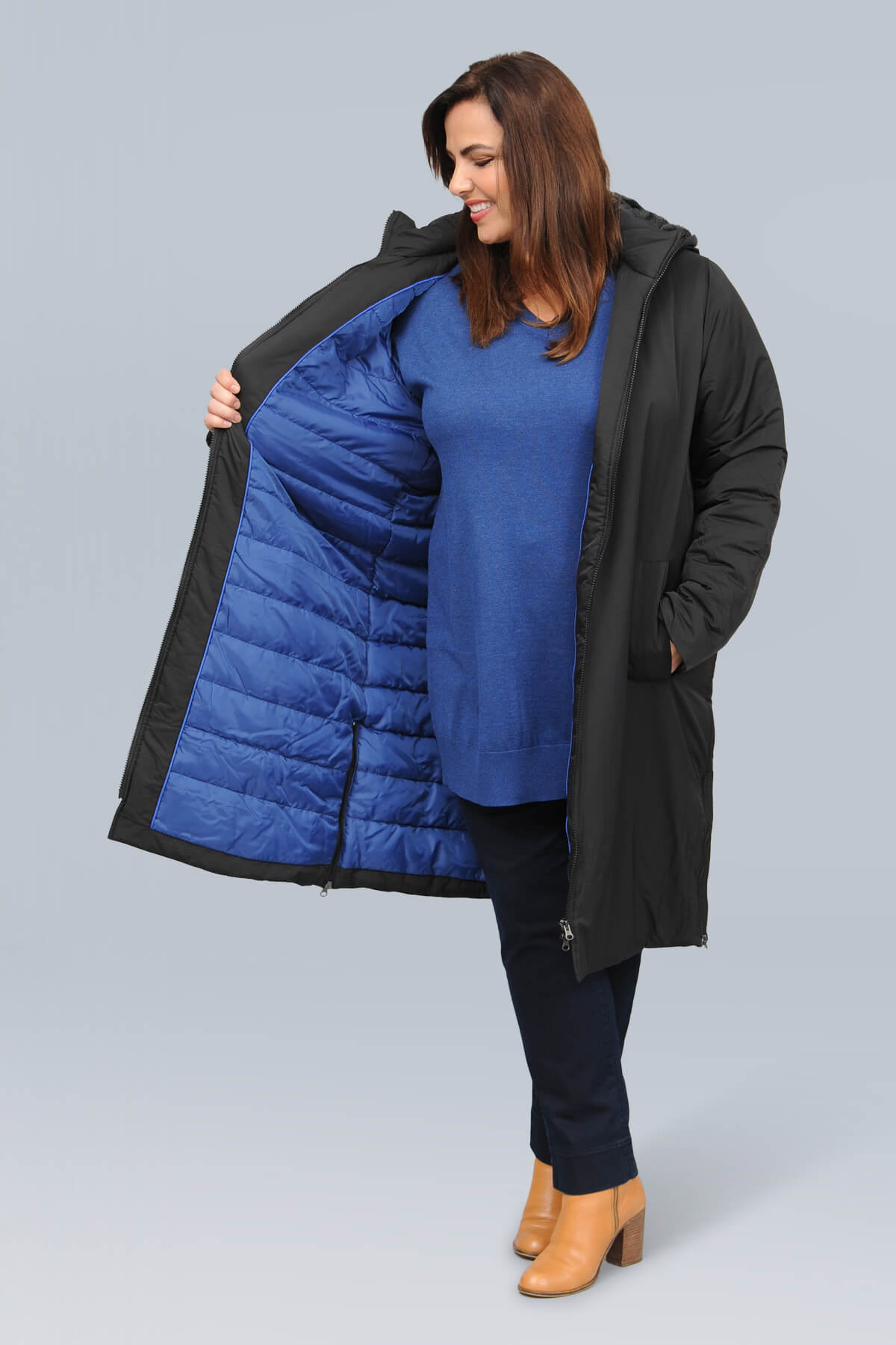 Ciso long padded coat - black with blue lining