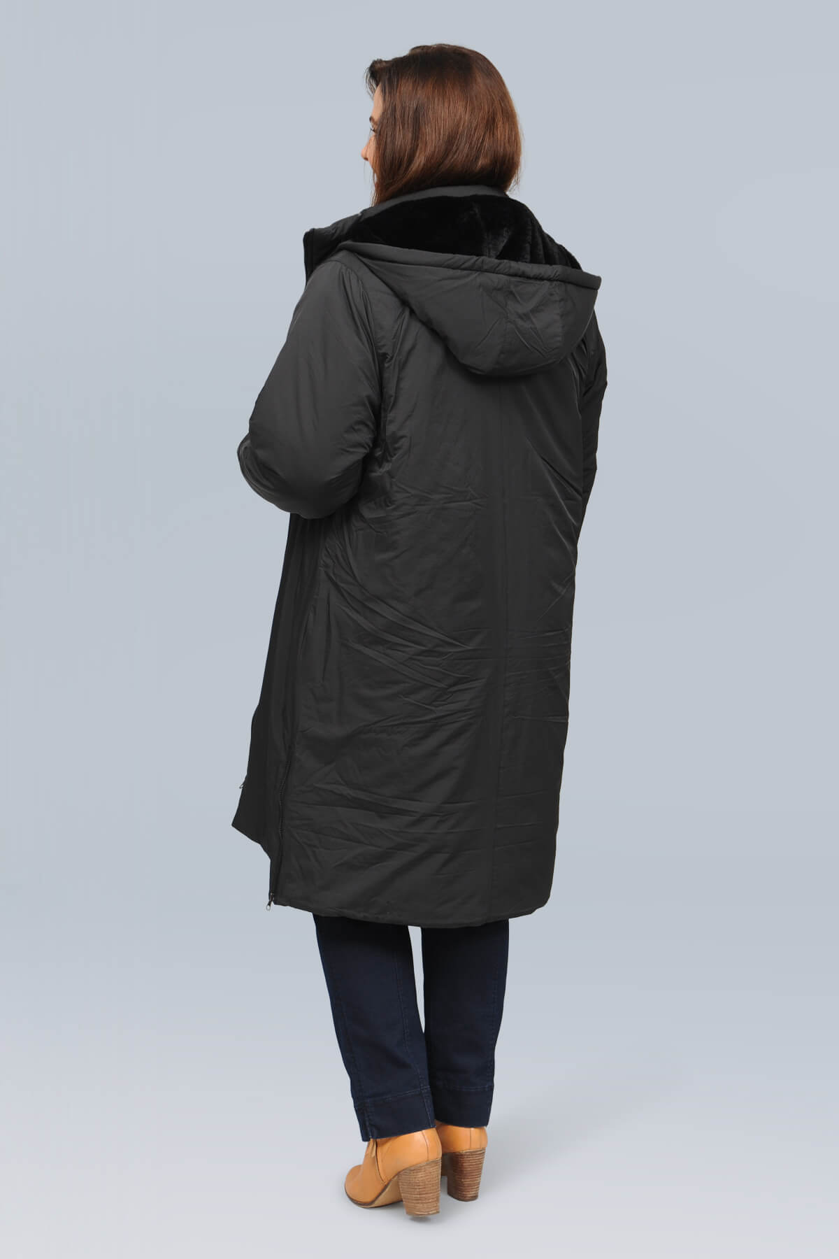 Ciso long padded coat - black with blue lining