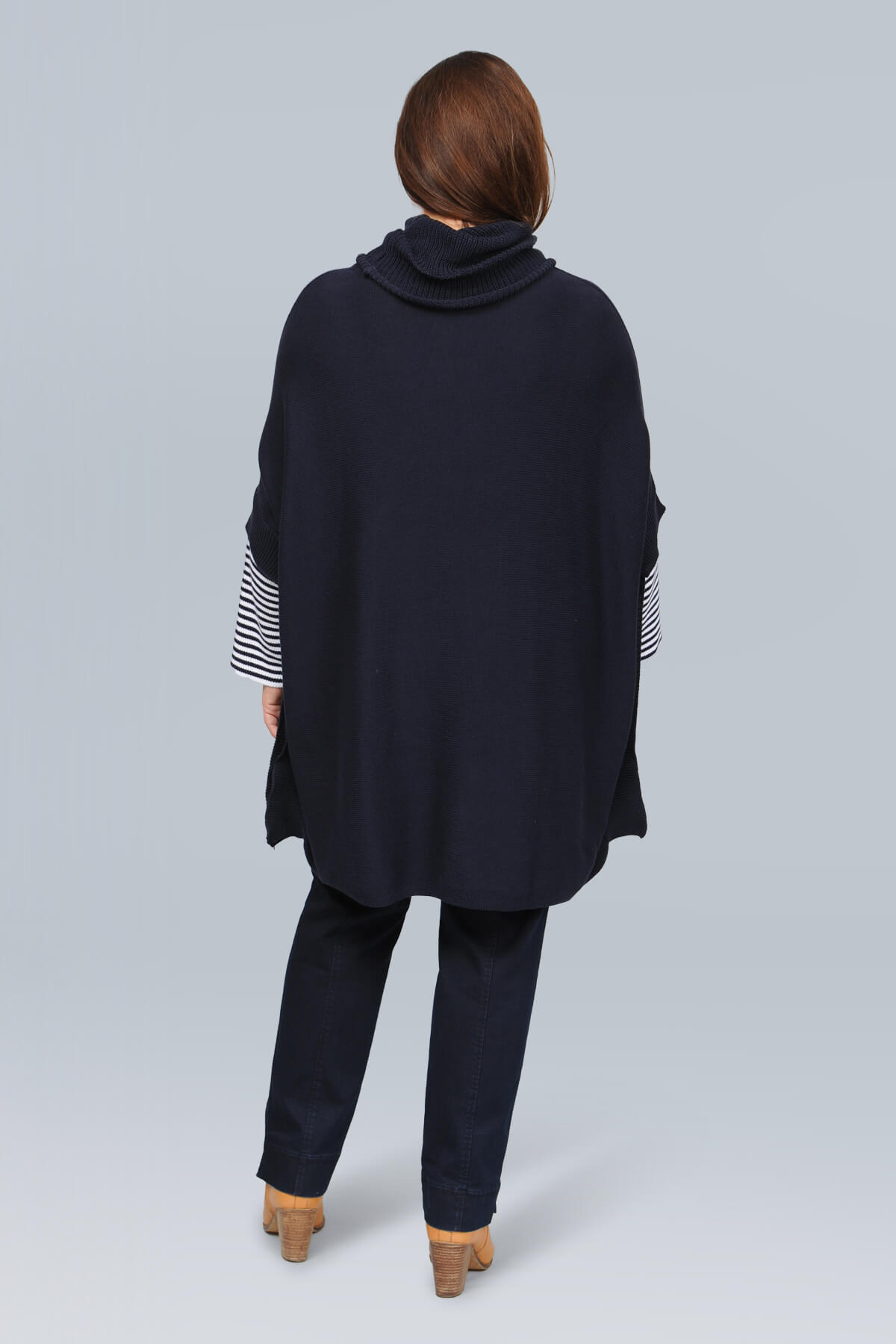 Orientique oversized poncho - navy/white