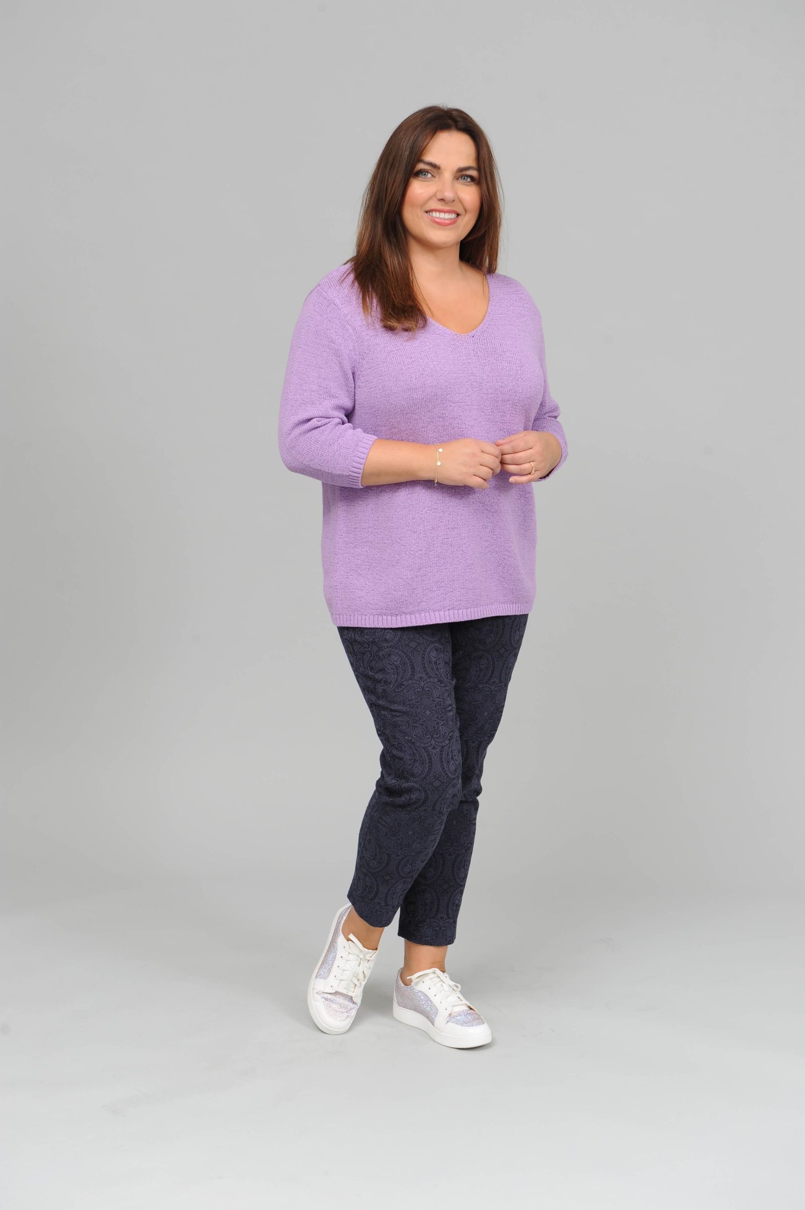 Via Appia v neck jumper - lilac