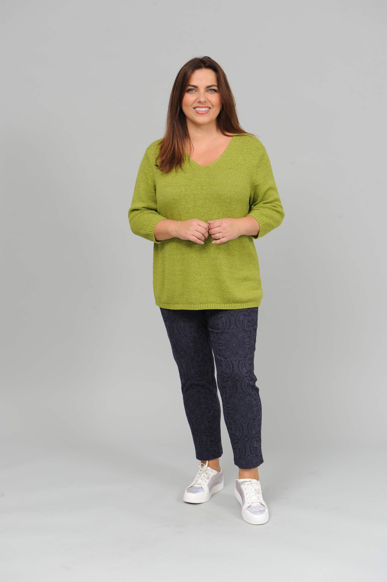 Via Appia v neck jumper - lime